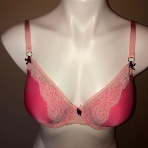 Victoria’s Secret pink laced dream angel bra 34D